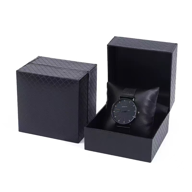 กล่องนาฬิกา กล่องใส่นาฬิกา Watch Box กล่องของขวัญ กระดาษพิเศษลายเพชร สีดำ
