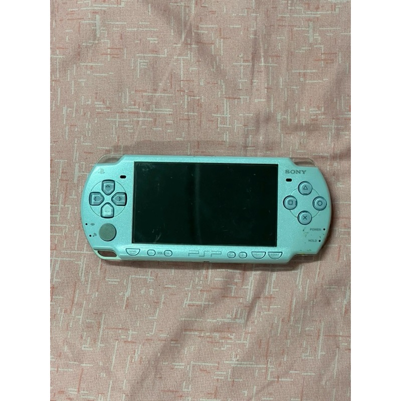 PSP รุ่น 2000 สีฟ้า พาสเทล(ต้องซ่อม) มือสอง สภาพสวย