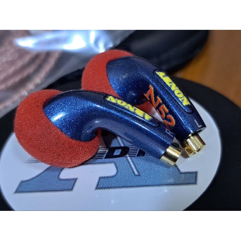 หูฟังรุ่น N52 ขั้ว mmcx