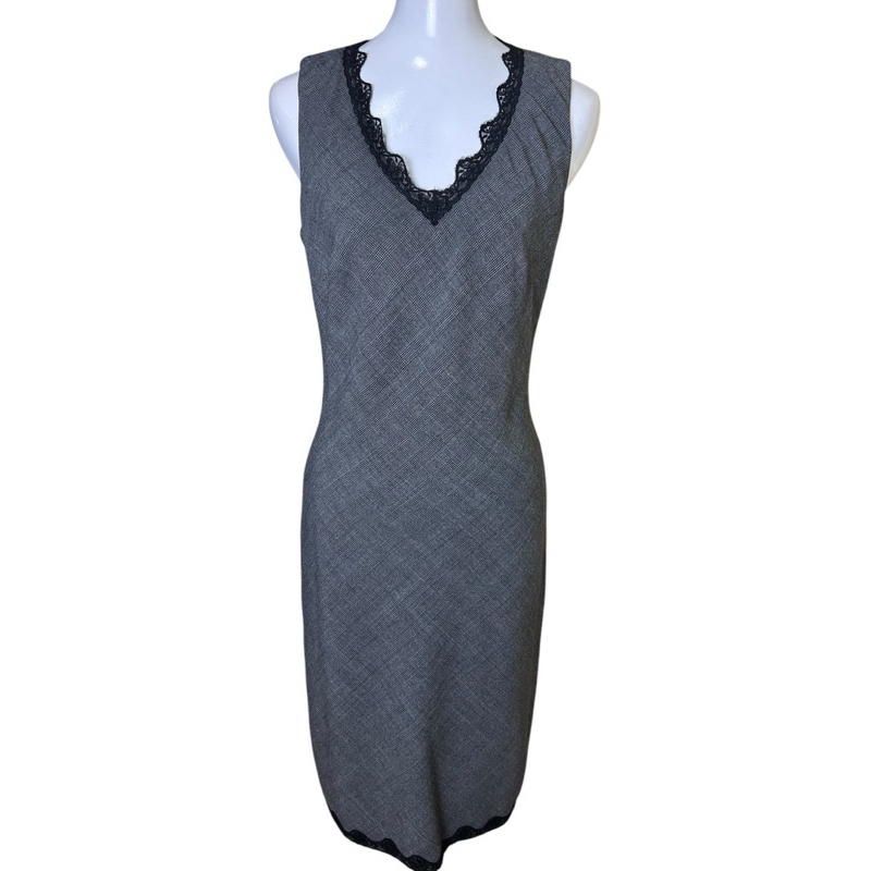 ❤️KOOKAI เดรสคอวี แขนกุด