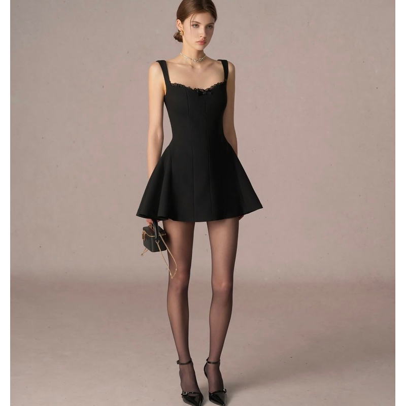 พร้อมส่ง Alicia Dress 👗จาก Redbean