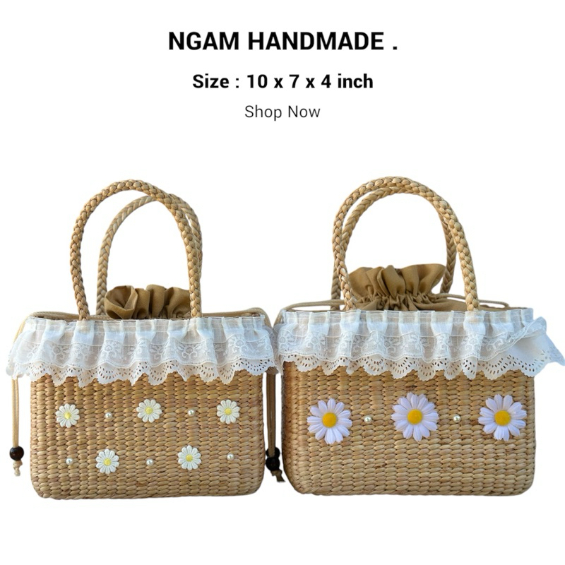 Daisy Box bags 10” กระเป๋าสานผักตบชวา ขนาด 10นิ้ว ทรงสี่เหลี่ยม ตกแต่งลูกไม้ดอก Daisy