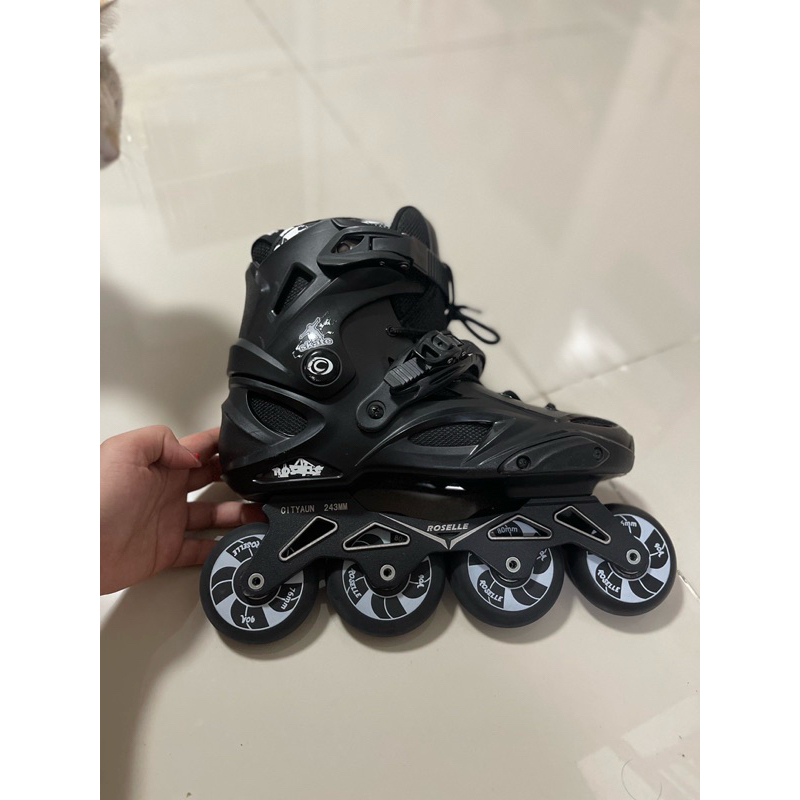 Roselle inline skate