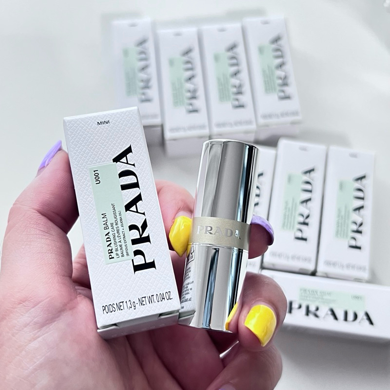 💋1.3g&มีกล่อง:EXP.2028💋 Prada  Monochrome Hyper Matte Lipstick