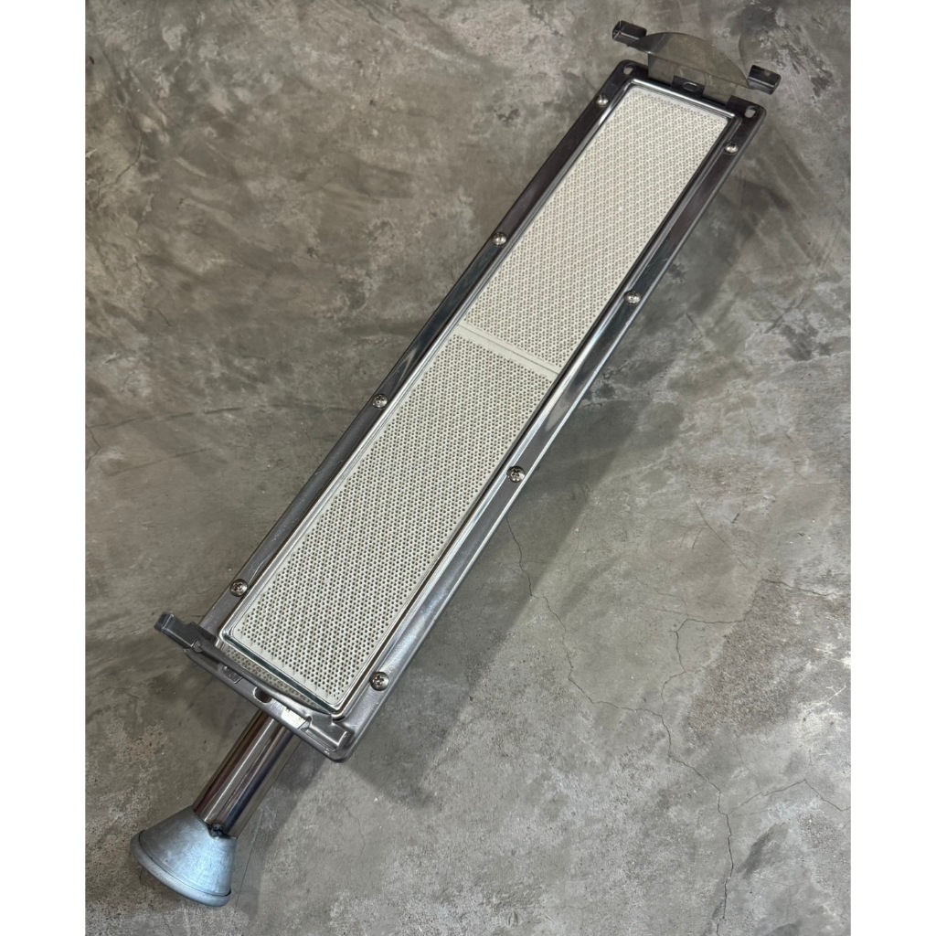 หัวเตาแก๊สปิ้งย่าง แผงอินฟาเรด อะไหล่เตา JTL สำหรับเตาปิ้งย่าง ขนาด 9 X 48 ซม (วัดจากส่วนที่ยาวที่สุ