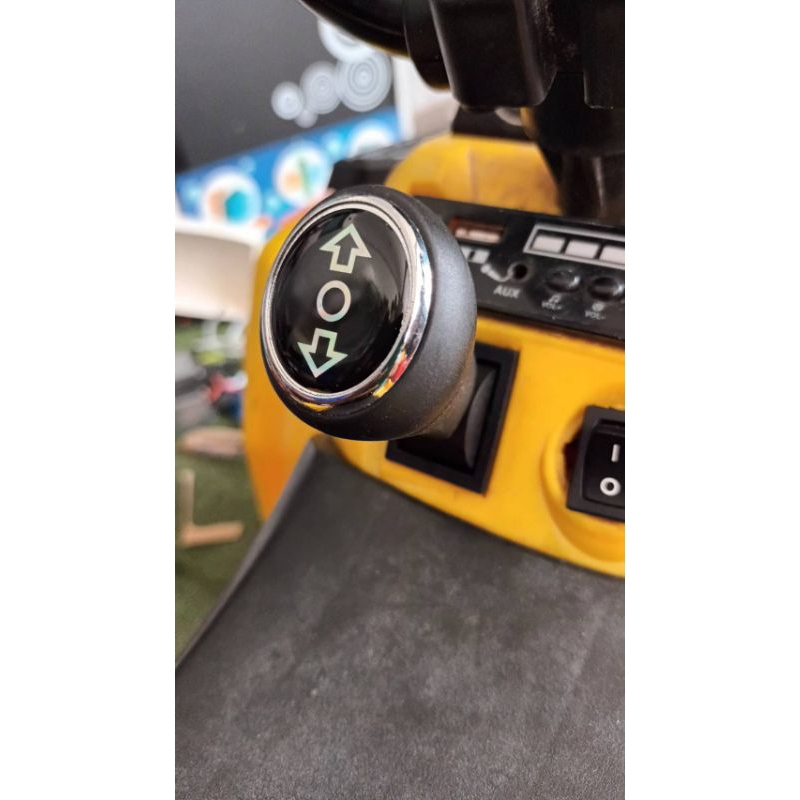 อะไหล่รถไฟฟ้าเด็ก คันเกียร์ เดินหน้าถอยหลัง สวิทย์เดินหน้าถอยหลัง  6 PIN