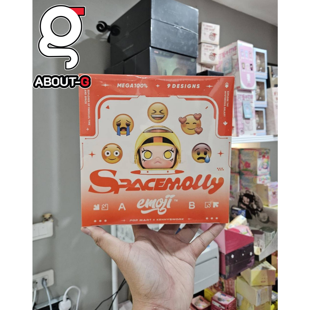 Mega Space molly 100% Emoji™ Series (V.4) ของแท้ By Popmart