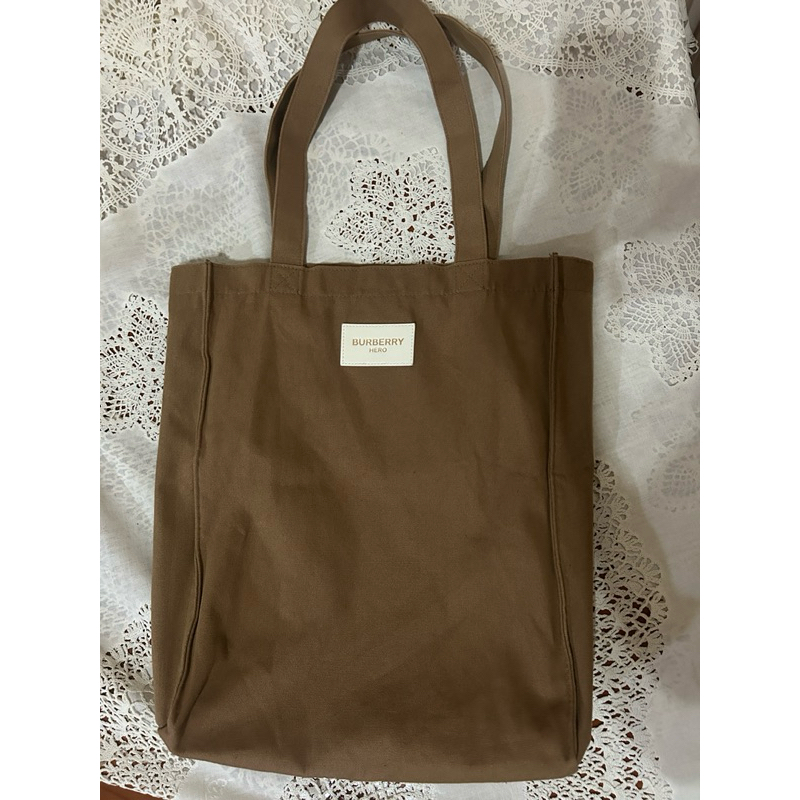 กระเป๋าผ้าBURBERRY HERO งานแท้มือสอง