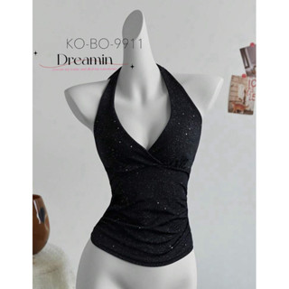 Dreamin 🖤 เสื้อคล้องคอผ้าลายกากเพชรสีเงิน 🖤 พร้อมส่งจากไทย 🇹…