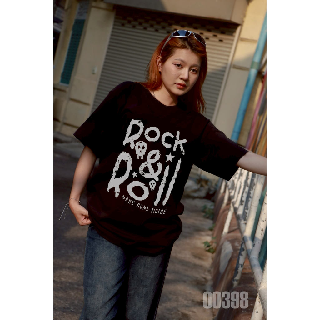 เสื้อยืดสกรีนลาย " ROCK & ROLL " เสื้อยืดผ้า COTTON 100% เสื้อยืดคอตตอน 100% เสื้อยืดผ้าฝ้าย 100%