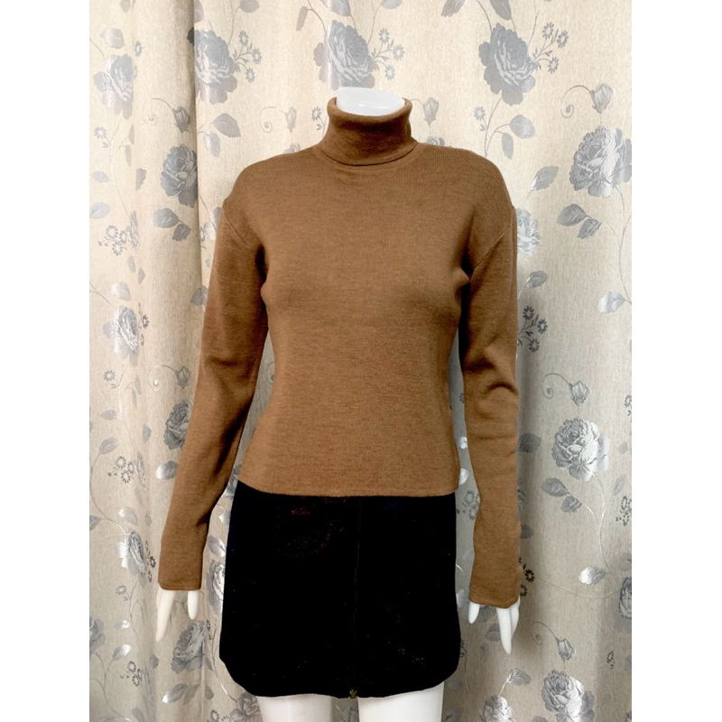 (SWY517)  เสื้อสเวตเตอร์ไหมพรมคอเต่า ไซส์ II อก 36“ (ยืดได้ถึง 56”) ⭐️มือสองค่ะ⭐️