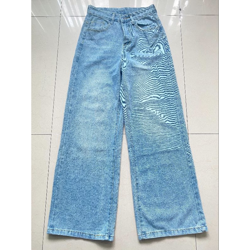 กางเกงยีนส์ ขากระบอกใหญ่  ป้าย belin star