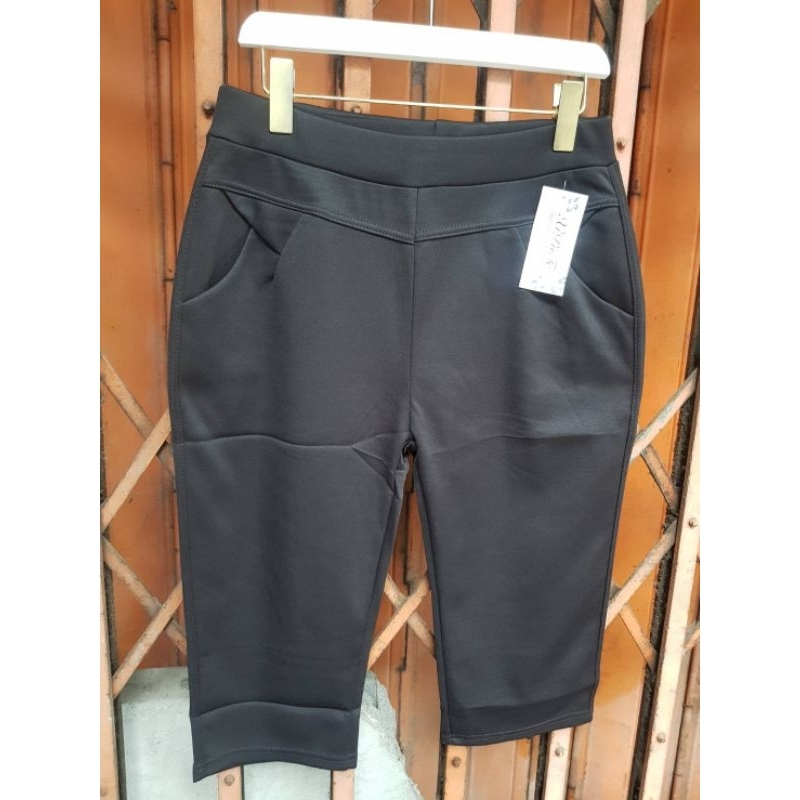7108-กางเกงขาสั้นผ้ายืดเกาลหลีเนื้อผ้สยืดตามตัว
