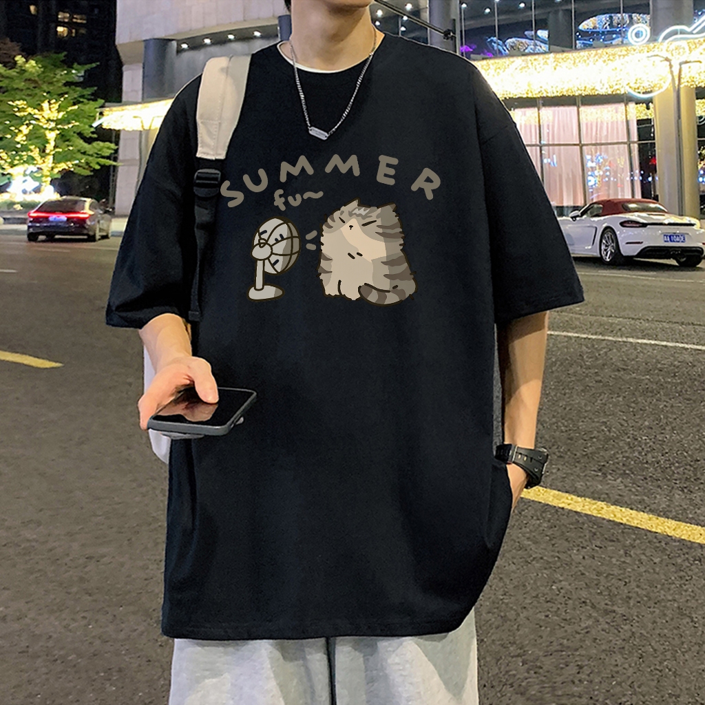 YOU-T✨เสื้อยืดแขนสั้น ผ้านิ่ม สวมใส่สบาย เสื้อยืดคอกลม ผ้าฝ้าย100% ลาย "แมวกับพัด" ไม่ต้องรีดผ้า สไตล์ลำลอง
