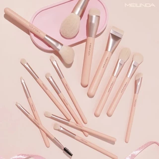 ถูก/แท้/มีไลฟ์ แปรง MEILINDA Ballerina Basic Brush แปรงเจ้าหญิง แปรงแต่งหน้า ขนแปรงนุ่ม ไม่บาดผิว