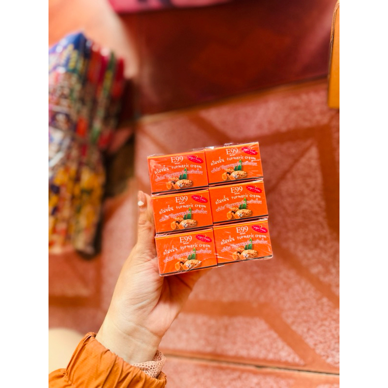 ครีมขมิ้นE99ทาผิวหน้า 6 กระปุก
