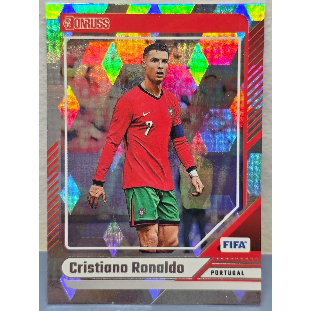 การ์ดฟุตบอล Cristiano Ronaldo (Portugal) ของแท้100% ภาพถ่ายจากสินค้าจริง