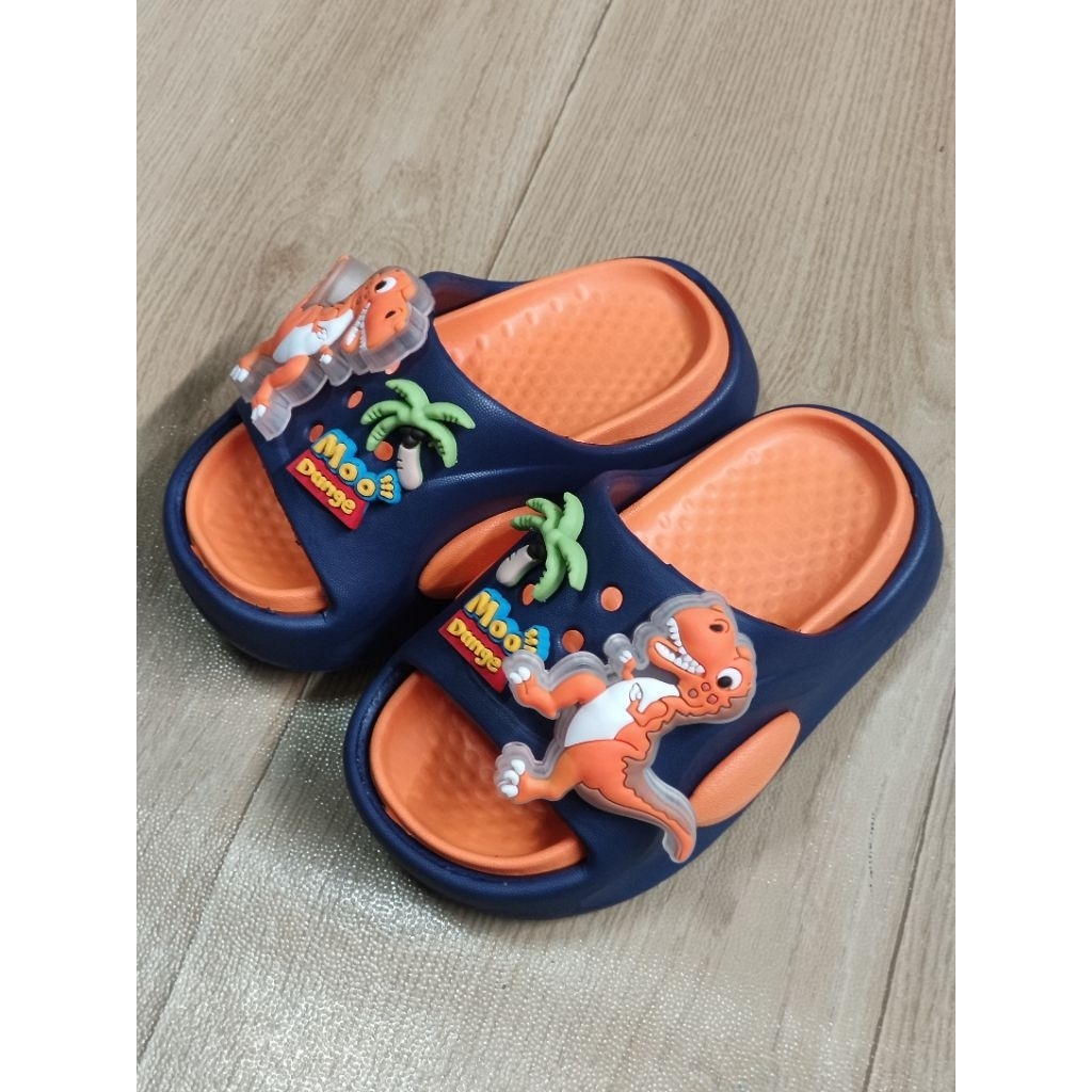 รองเท้าเด็ก แตะสวม ลายไดโนเสาร์ ตัวการ์ตูนมีไฟ - รูปที่ 4