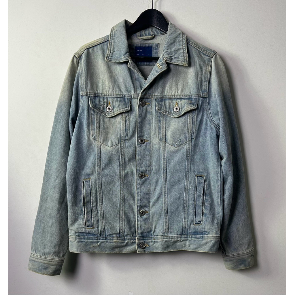 zara distress denim jacket