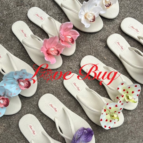 Lovebug - Love grow Canvas free flower (รองเท้าแตะ)