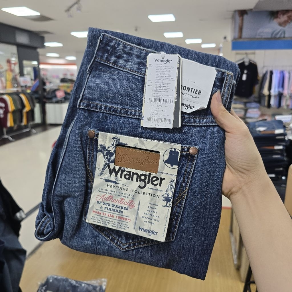 กางเกงยีนส์Wrangler ผู้ชาย ทรงกระบอกใหญ่[FRONTIER] ผ้าไม่ยืด สียีนส์ รุ่น[MFRON21]