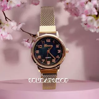 (A30) นาฬิกาข้อมือหญิง สายแม่เหล็ก ใส่ง่าย ดูดี ทรงกลม