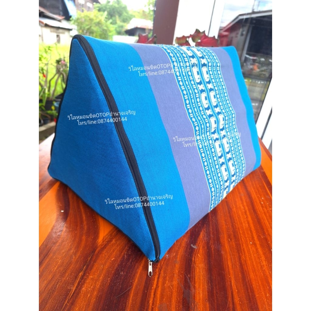 ปลอกหมอนสามเหลี่ยมขนาด15ช่องขนาด55×40×40มีชิปปิดข้าง