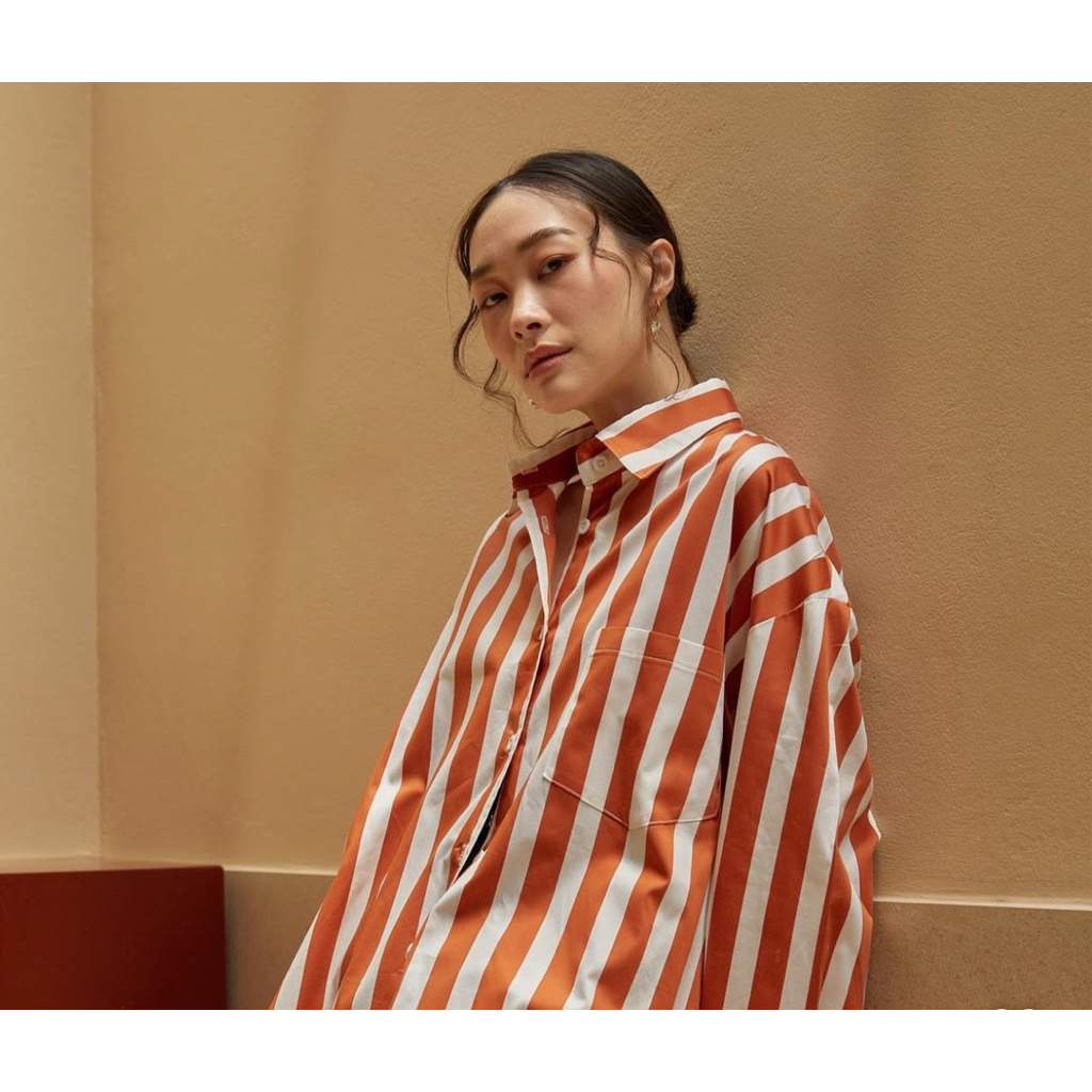 ส่งต่อเชิ๊ต Colour.Matter รุ่น Striped Boyfriend Shirt
