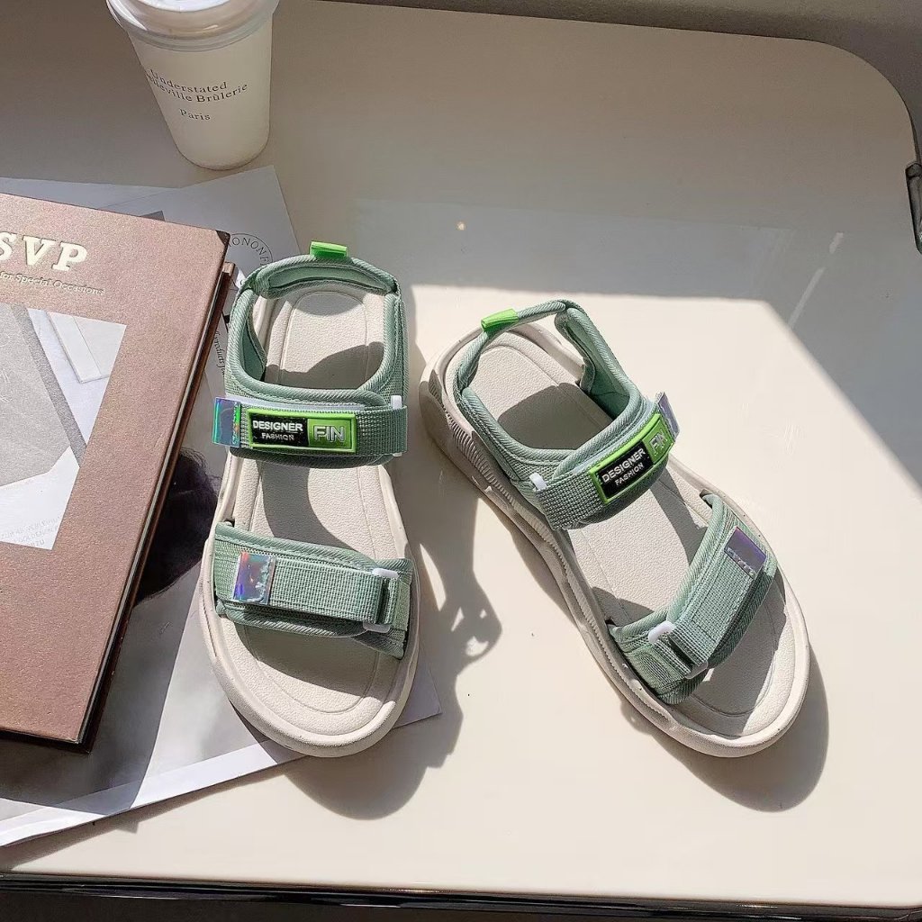 รองเท้ารัดส้น สายปรับได้  สายนุ่มไม่บาดเท้า ตีนตุ๊กแกแน่น วัสดุกันน้ำ สไตส์เกาหลี มีสี3สีให้เลือก พร้อมจัดส่งที่ไทย - รูปที่ 2