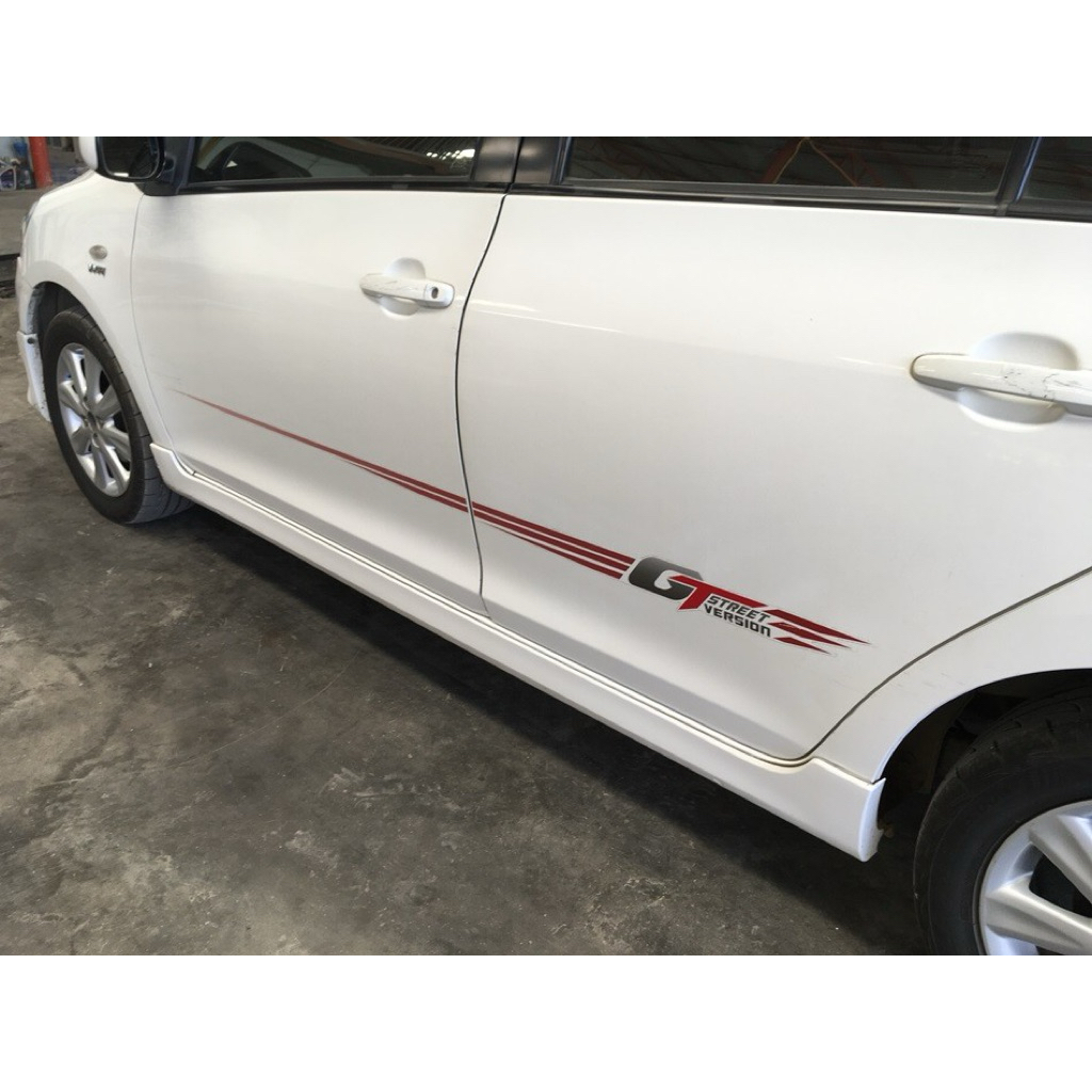 สติ๊กเกอร์*ลายข้าง GT STREET VERSION ติดข้างประตู Toyota VIOS  ขนาด 7 x 174 cm ราคาต่อชุดมี 2 ข้าง