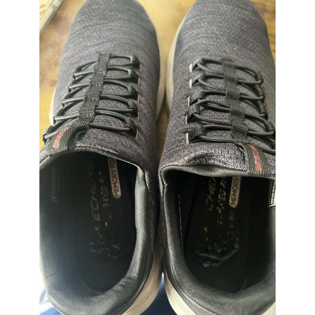 รองเท้ามือสองSkechers