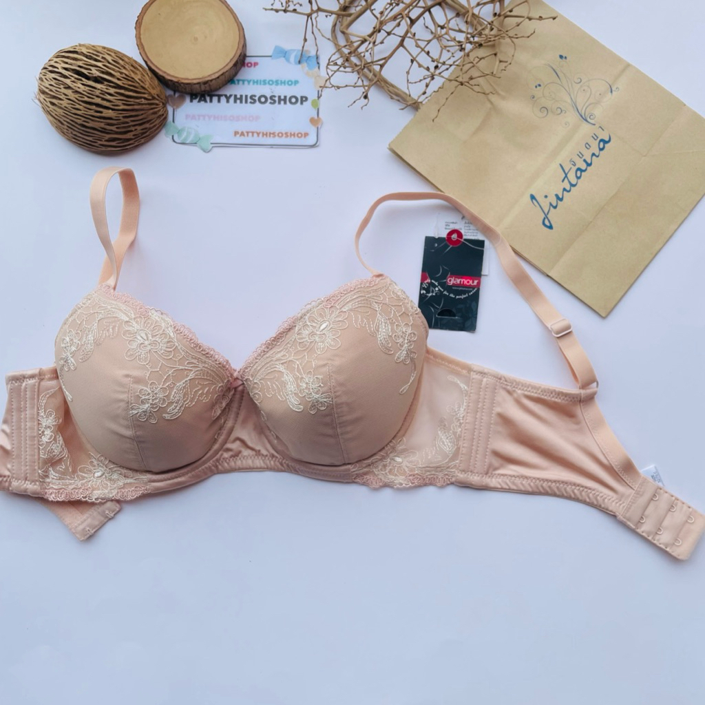 Glamour by jintana(จินตนา) 👉🏼B32 C32 D32 B34 มีโครงเก็บโครง ฟองบาง มีช่อง ใส่เพิ่มได้ เก็บเนื้อด้านข้าง