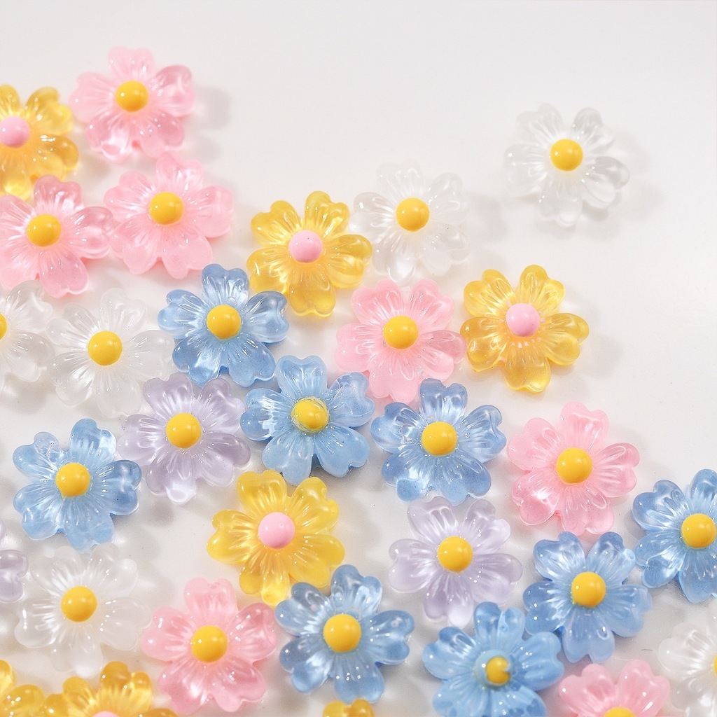 เรชิ่น ดอกไม้จิ๋ว ขนาด8mm สีใส คระสี งานน่ารักคะ อุปกรณ์เสริมงานฝีมือ diy เหมาะสมสำหรับตกแต่งเรชิ่น