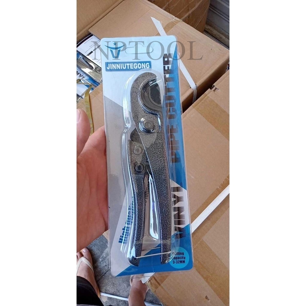 รีวิวป้ายยา! กรรไกรตัดท่อ PVC ET01 ตัวจบที่ช่างต้องมี ✂️