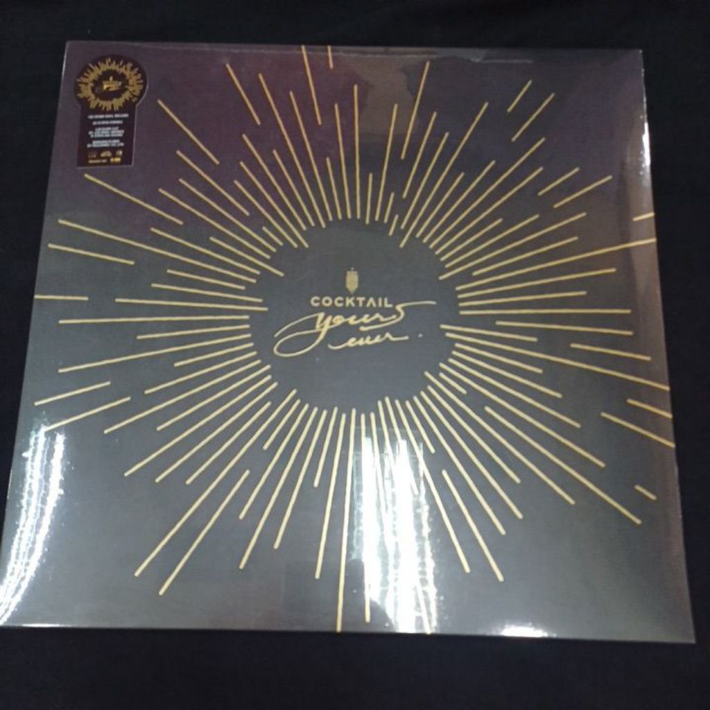 Vinyl แผ่นเสียง 12" COCKTAIL : YOURS EVER