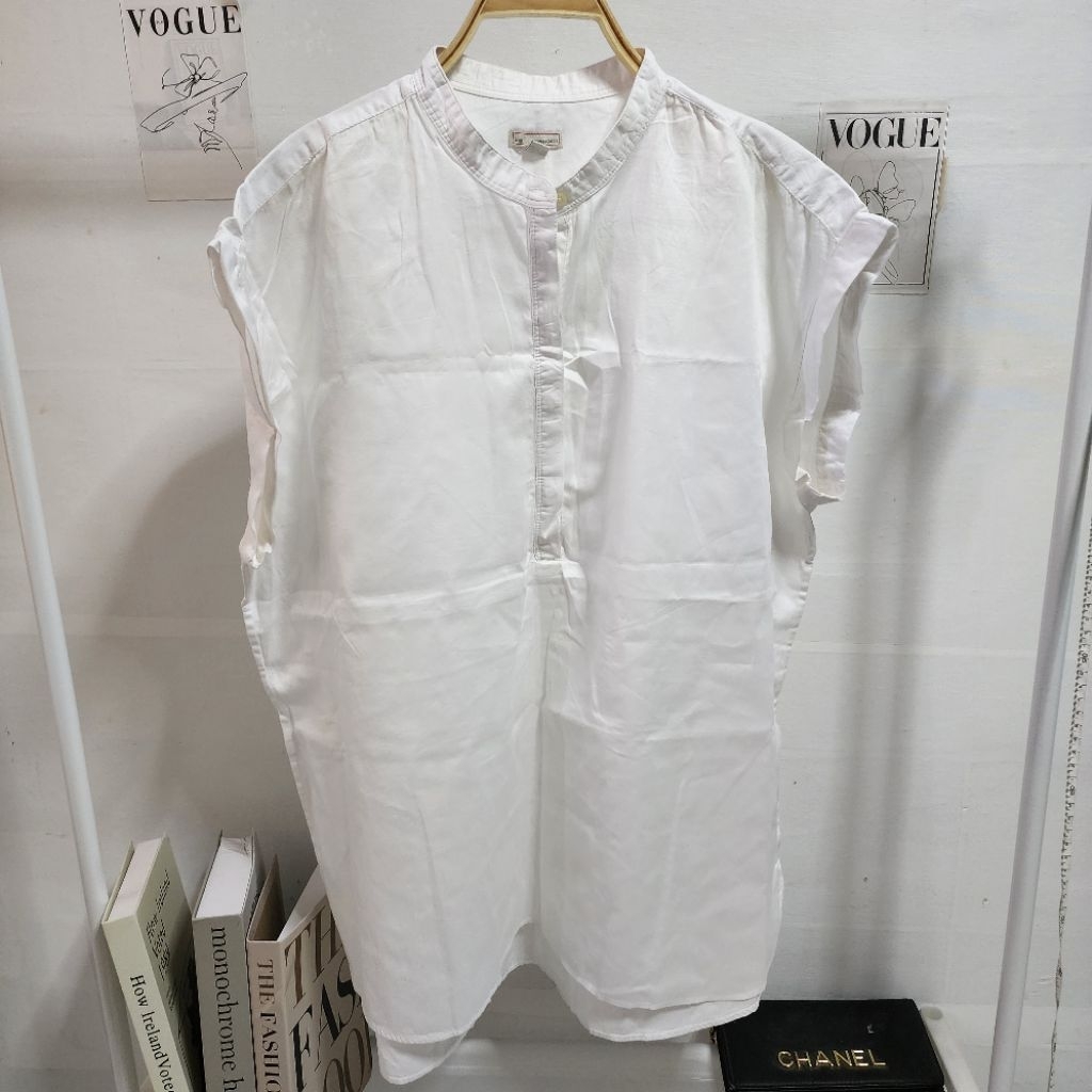 GAP ᯓᡣ𐭩 made in indonesia เสื้อคอจีน ตัวยาว แขนล้ำ