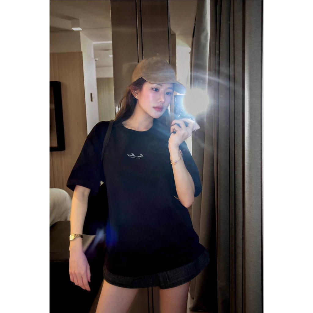 OWN MONEY TEE เสื้อยืดคอกลม เสื้อยืด สายเท่ห์ ใส่ได้ทั้งชายและหญิง เนื้อผ้าดี นุ่ม ใส่สบาย พร้อมส่ง