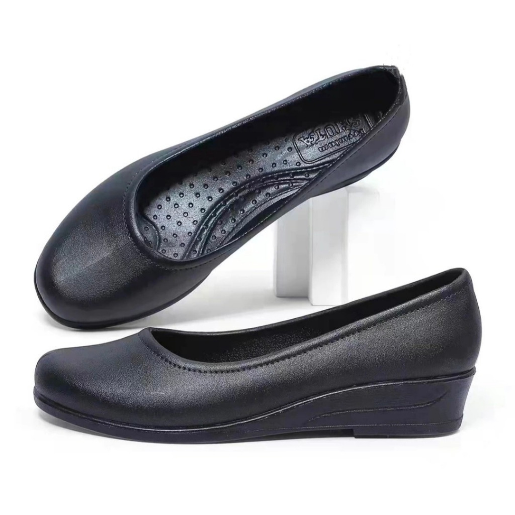 รองเท้าคัทชู คัทชูหญิง ยางนิ่ม ส้นเตารีด (no.619) ไซส์ 36-40