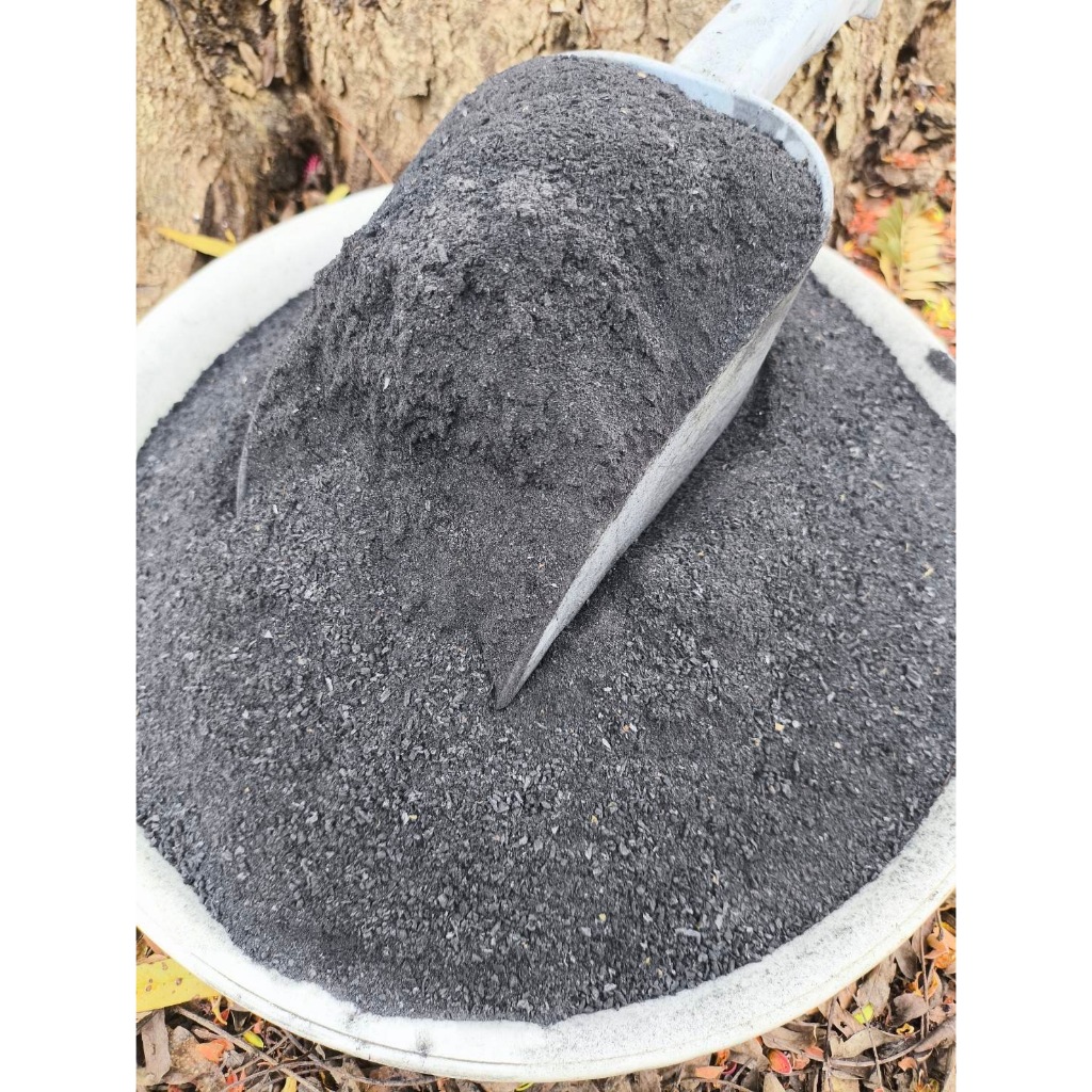ผงถ่านไบโอชาร์  Biochar วัสดุปรุงดินคุณภาพ ใช้สำหรับ วัสดุปลูก ปรับปรุงดิน ฟื้นฟูดินเสื่อม