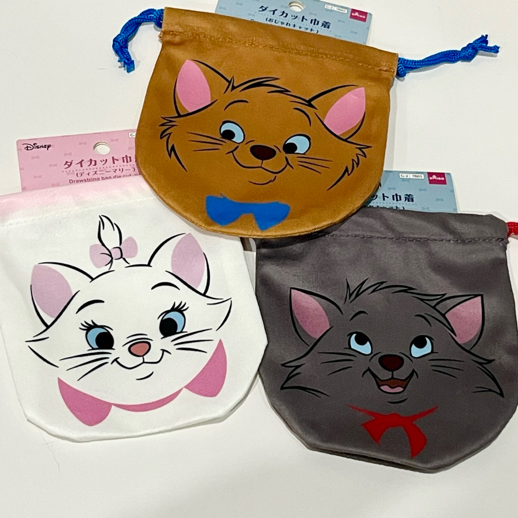 ถุงผ้าหูรูด Disney Aristocat Marie ดิสนี่ย์แมวมารี แมวเหมียวผเนจร ทาสแมวคนรักแมว ใส่เครื่องประดับ เครื่องสำอาง แท้🇯🇵