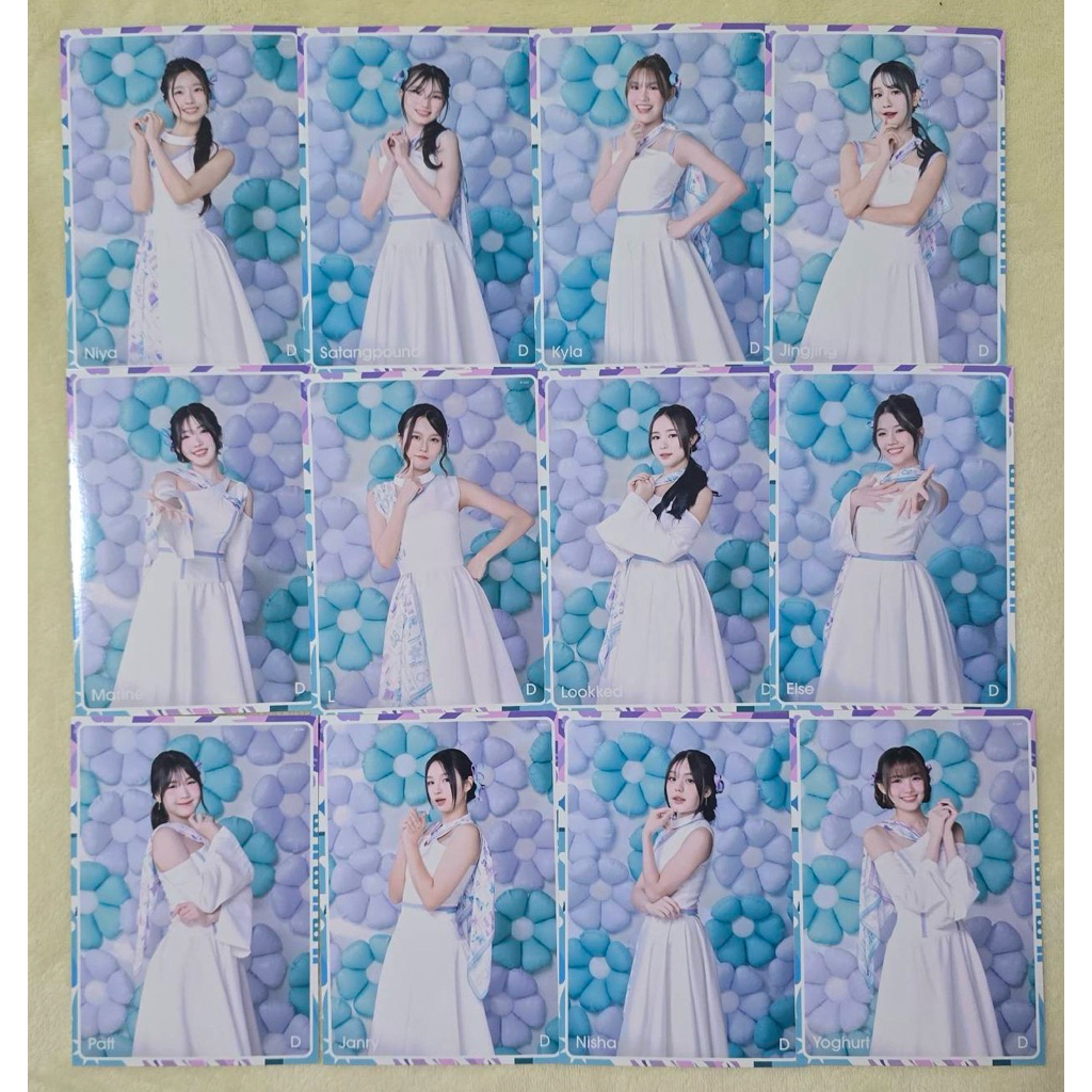 รูป Act D งาน 8 ปี  BNK48 & CGM48 Group Handshake