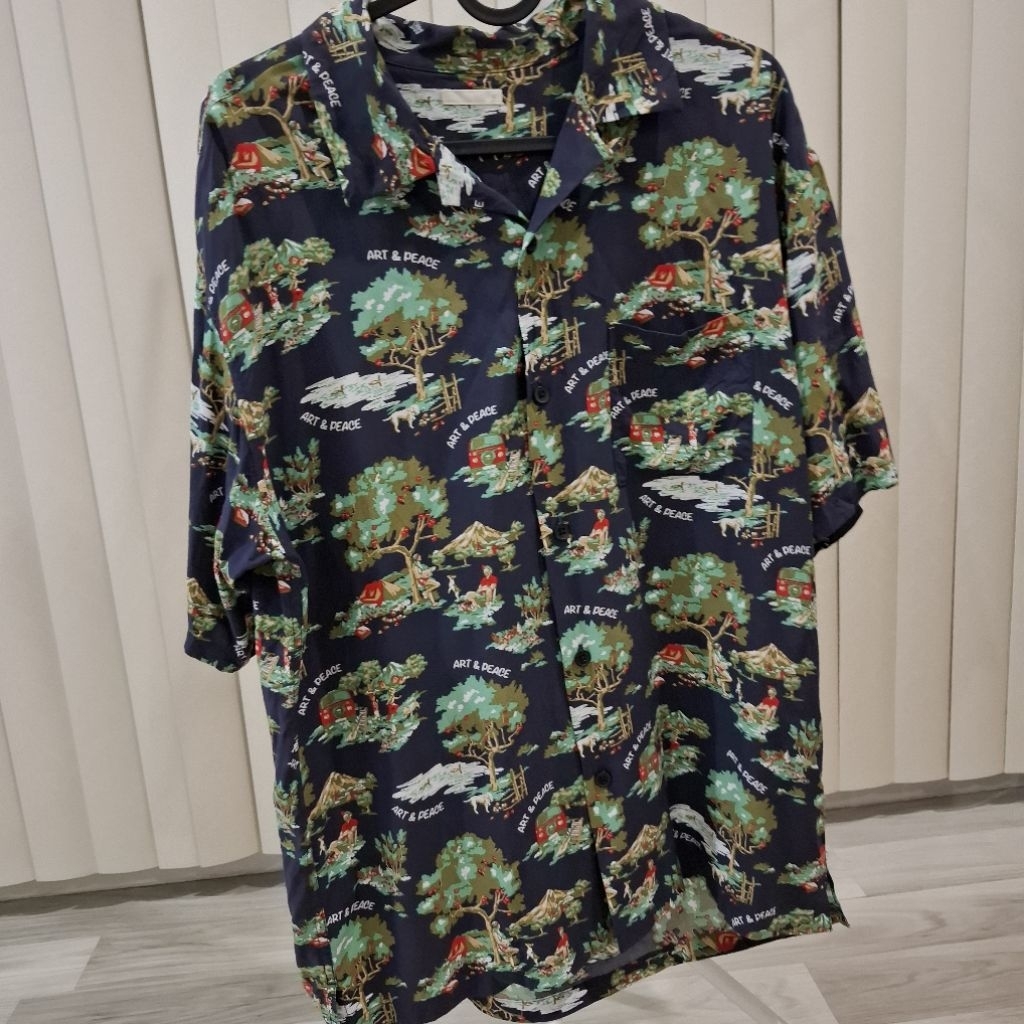 เสื้อเเขนสั้นคอปก GU size M