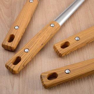 สแตนเลสทำอาหารหม้อ Shovel เครื่องครัวซุปช้อนไม้เลียนแบบ Handle Scoop