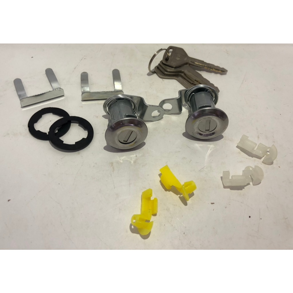 กุญแจประตู นิสสัน บิ๊กเอ็ม 1987-1997 NISSAN BIG-M ชุดกุญแจประตู BIG-M (ซ้ายและขวา) ลูกกุญแจ 4 ดอก