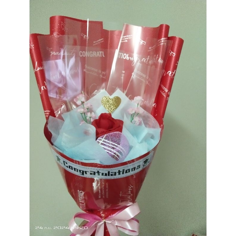 ช่อกุหลาบแดง congratulation ใส่ธนบัตรได้ 10 ใบ - รูปที่ 5