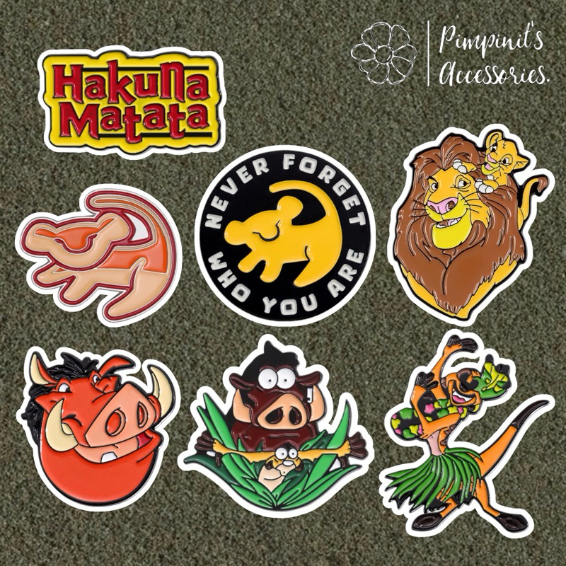 ʕ •ᴥ•ʔ พร้อมส่ง : เข็มกลัดเซ็ทมูฟาซาและซิบบ้า เดอะไลอ้อนคิง | Mufasa & Simba The Lion King Enamel Brooch Pin Set.