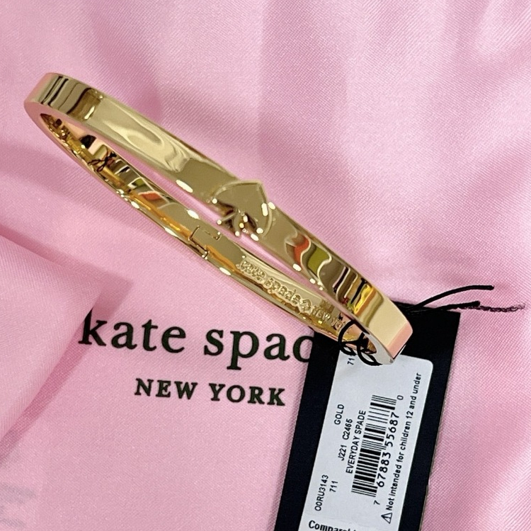 KATE SPADE Gold Everyday Spade Thin Metal Bangle Bracelet แท้ 💯%