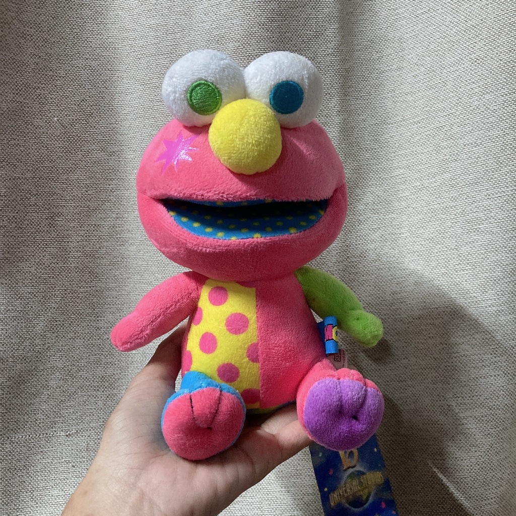 (  NEW 🌟 พร้อมส่ง ) ตุ๊กตาเอลโม่ Sesame Street Elmo Plush Doll UNIVERSAL STUDIOS JAPAN ของแท้ 💯