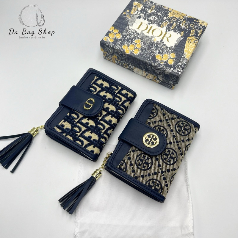 กระเป๋าสตางค์ รุ่นใหม่ล่าสุดใบสั้นขนาด 5 นิ้วมีช่องซิปมีช่องใส่บัตรใส่แบงค์ได้ไม่ต้องพับมีช่องใส่รูปภาพด้วย