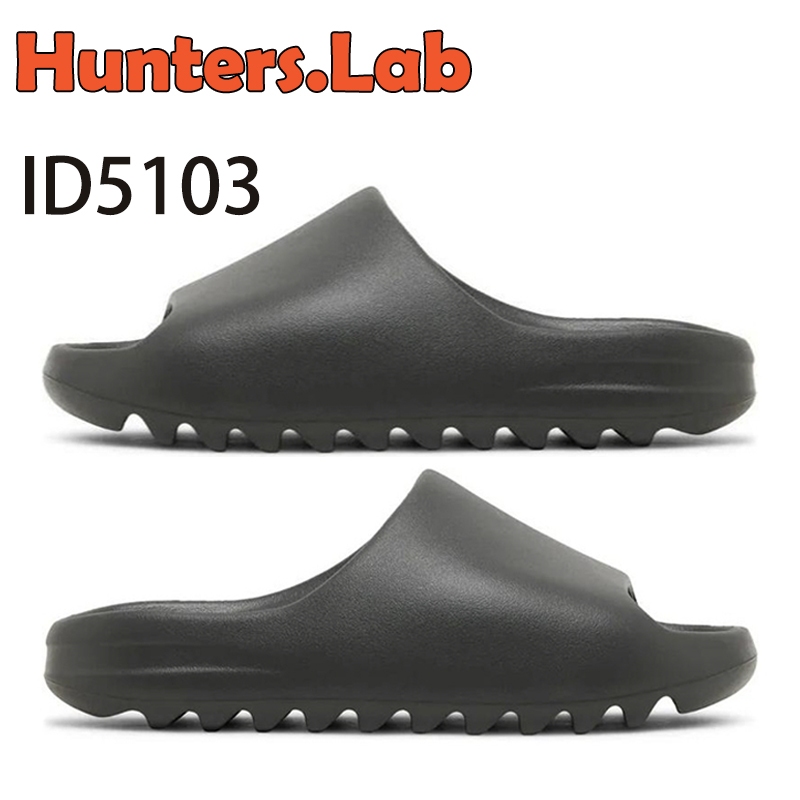 พร้อมส่ง / แมสได้ Yeezy slide สีดำ Id5103